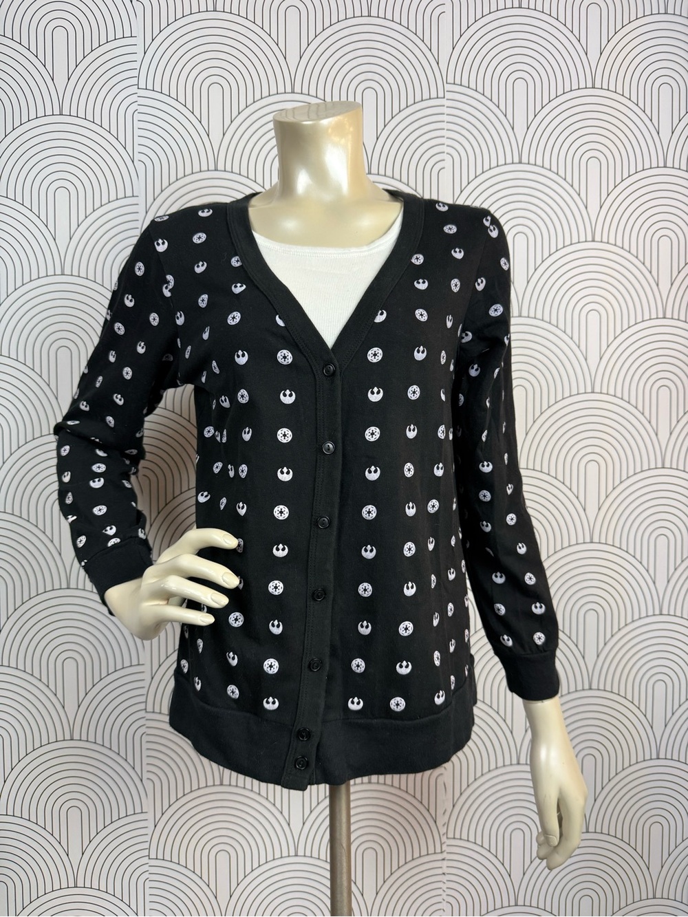 Her Universe Star Wars Rebel/Empire V-Neck Button Cardigan Size Medium